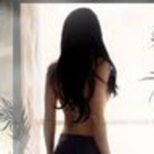 Meet your Posher, Yesi